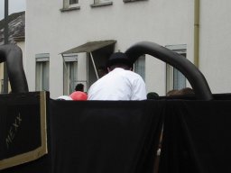 Umzug in Könen 2002