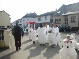 Umzug in Könen 2003
