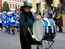 Umzug in Könen 2004